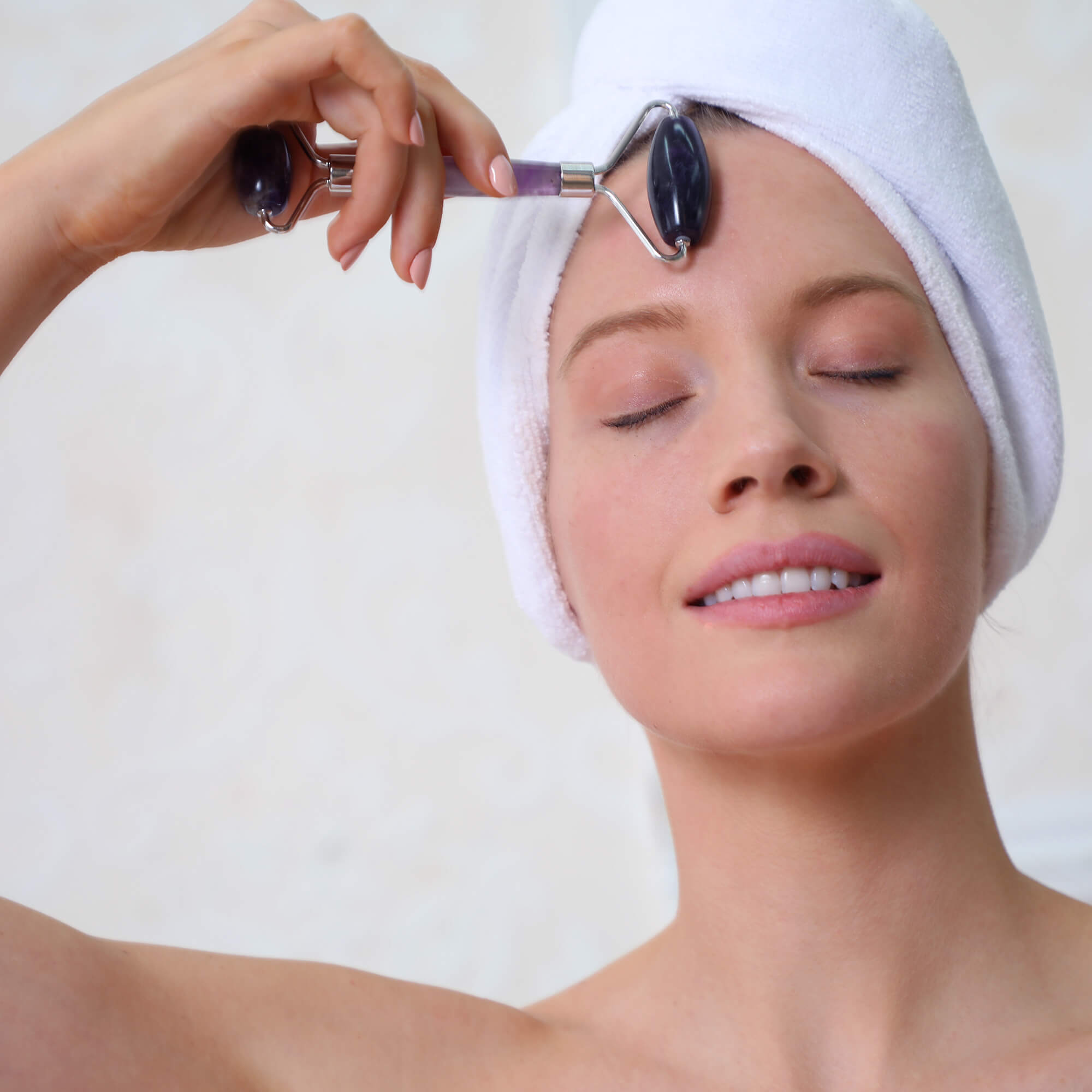 Daily Amethyst Facial Roller Daily Concepts Luxury Spa Goods